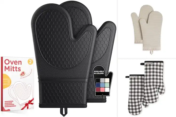 Detailed view of Best Two Pack Oven Mitts Set