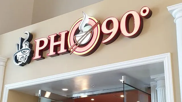 Pho 90 Degree